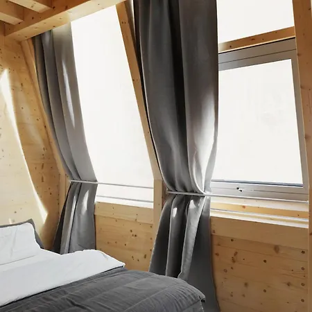 Mondholz - Urban Inn 24-7 Innsbruck Exterior foto